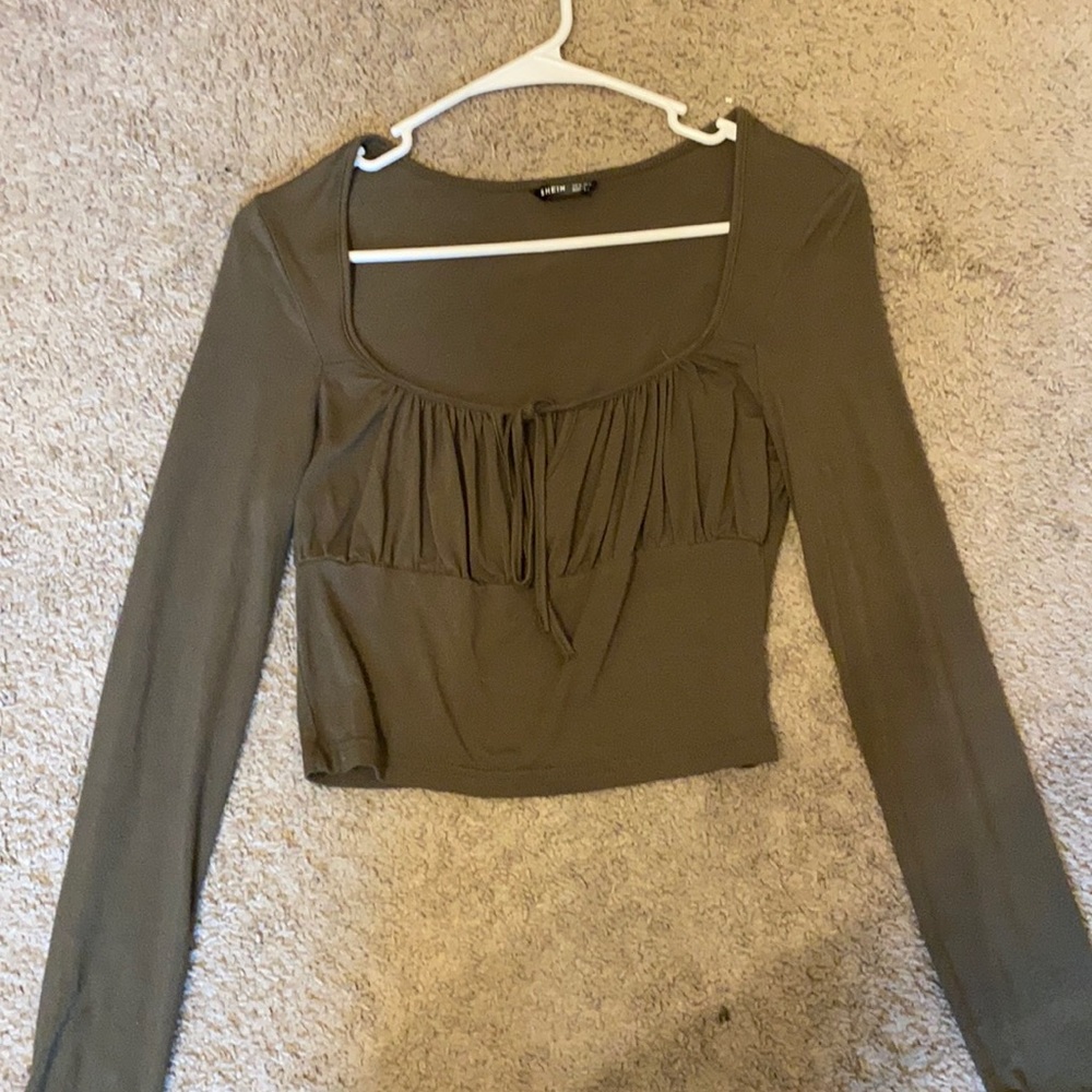 long sleeve top